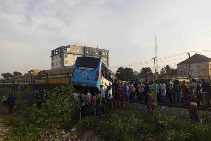 A train and a bus collided along the Ikeja axis of the Lagos-Abeokuta Expressway on March 9, 2023.